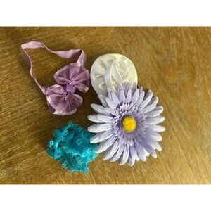 Baby girl head band and clips assortment